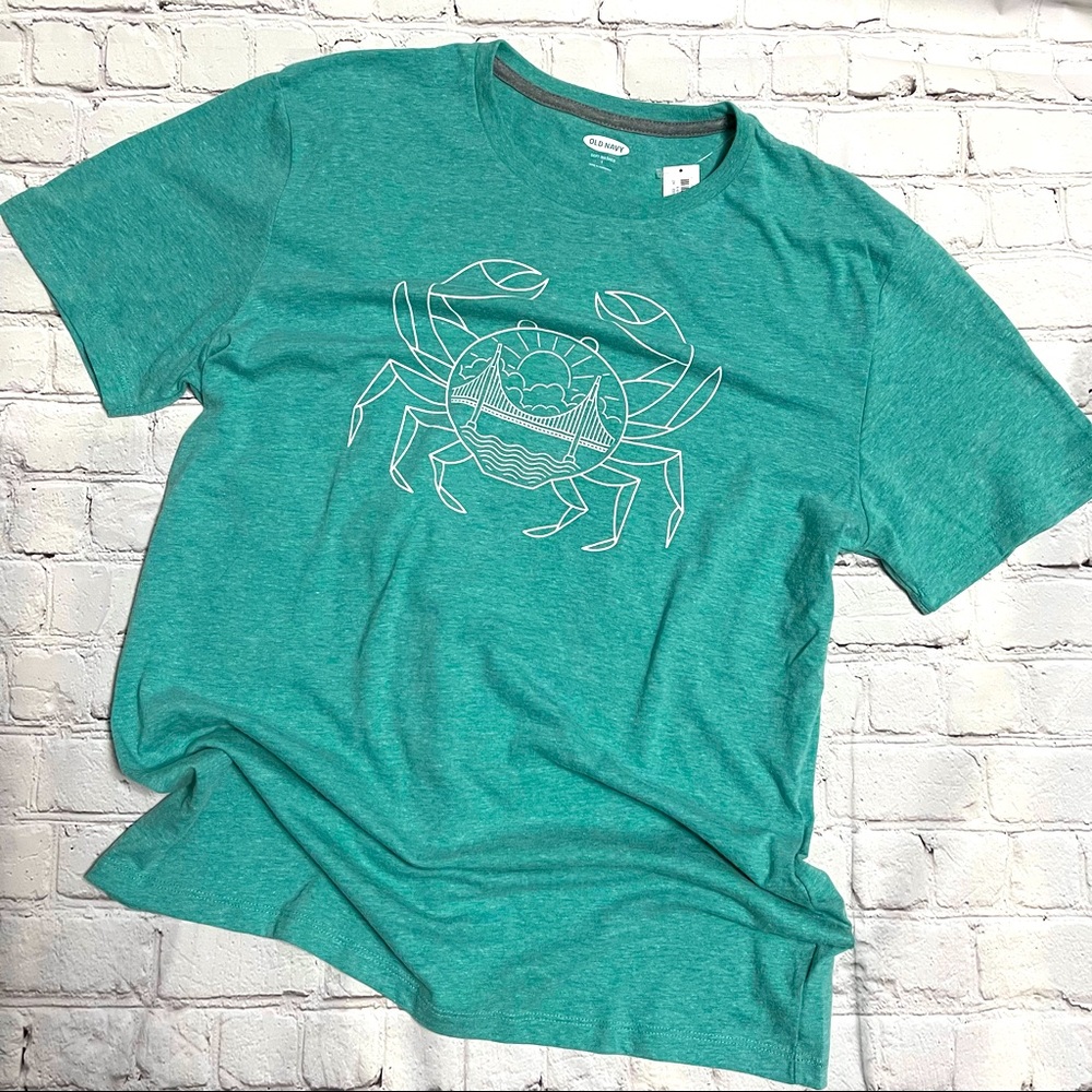 🆕[on] graphic tee - Picture 1 of 2